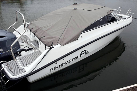Моторный катер Finnmaster R6